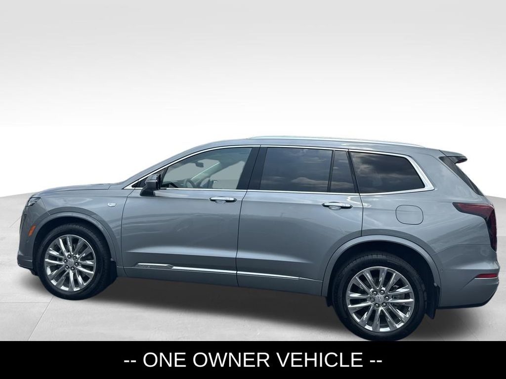 2024 Cadillac XT6 Premium Luxury photo 2