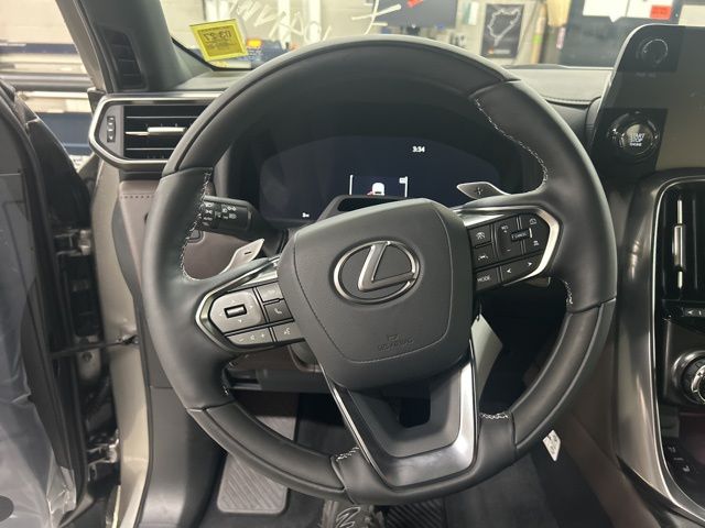2026 Lexus LX 600 Luxury - Photo 17