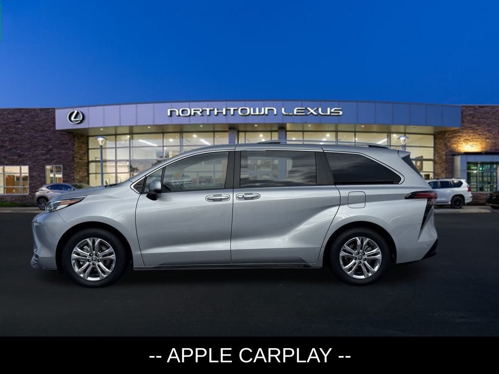 Used 2022 Toyota Sienna Platinum