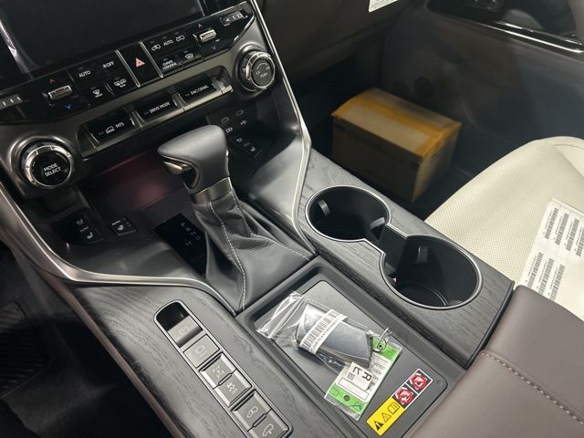 2026 Lexus LX 600 Luxury - Photo 18
