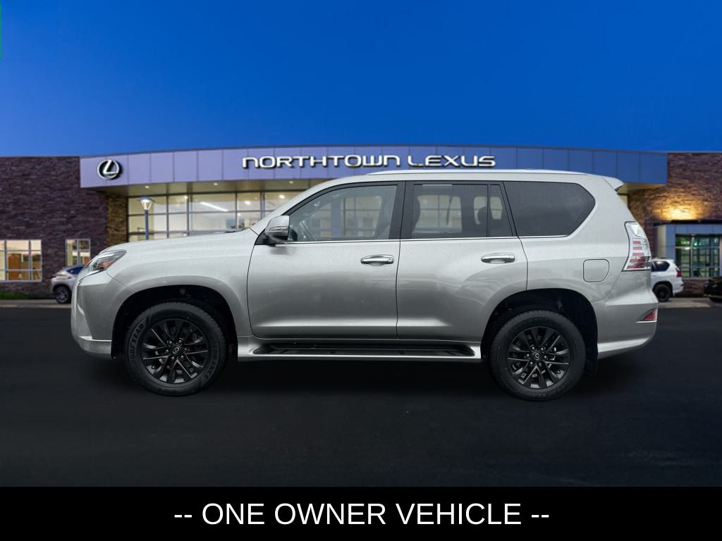 2023 Lexus GX 460 Premium photo 2