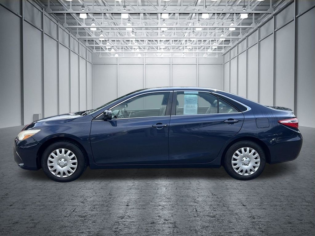 Used 2015 Toyota Camry LE Sedan