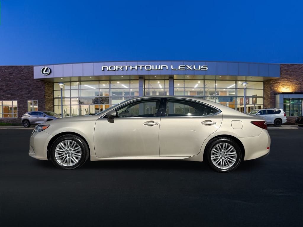 Used 2013 Lexus ES 350 with VIN JTHBK1GG1D2003123 for sale in Buffalo, NY
