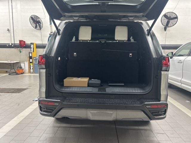 2026 Lexus LX 600 Luxury - Photo 14