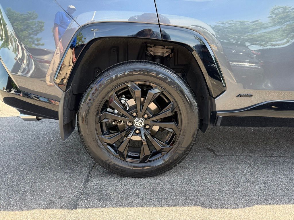 2023 Toyota RAV4 XSE - Photo 28