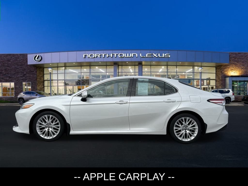 Used 2020 Toyota Camry XLE
