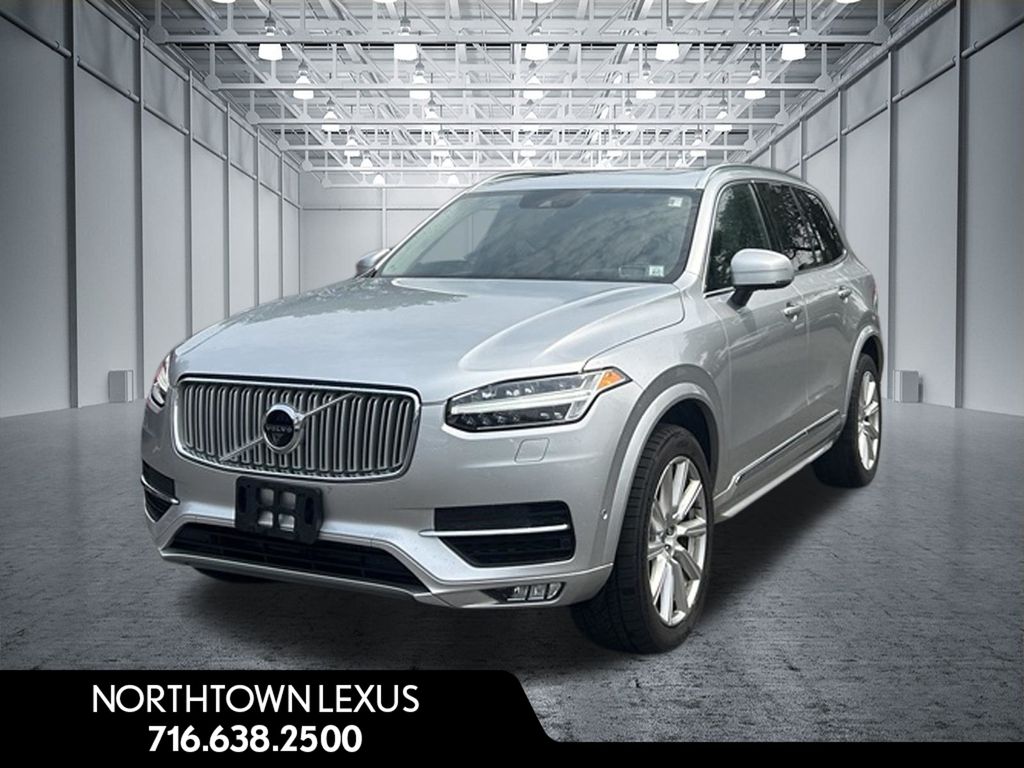 2018 Volvo XC90 SUV 