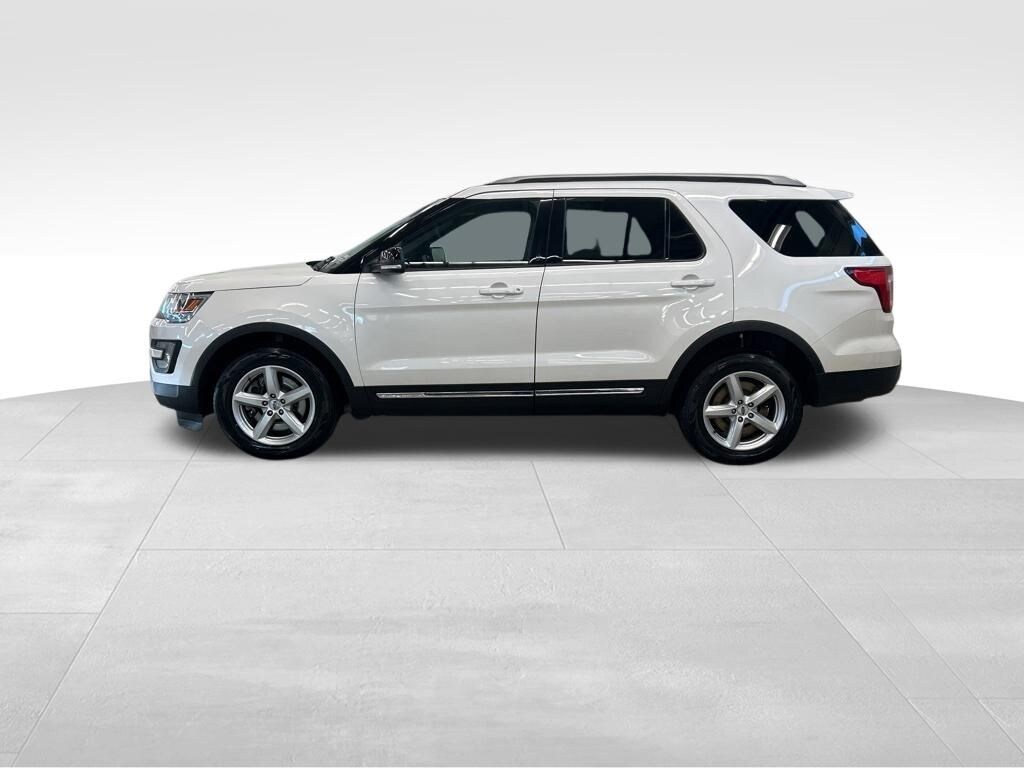 Used 2017 Ford Explorer XLT SUV
