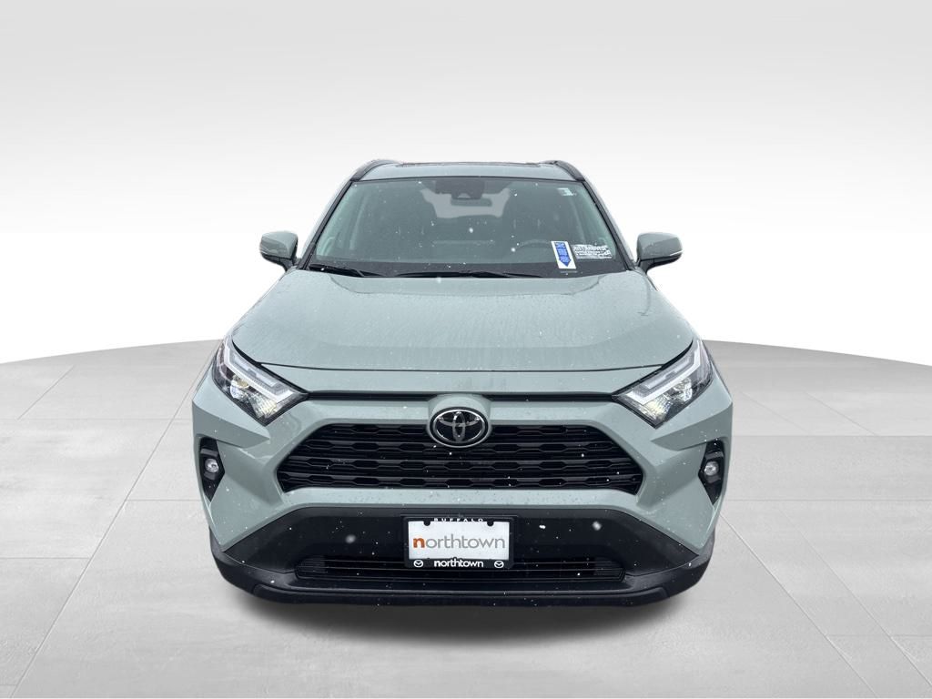 2023 Toyota RAV4 XLE Premium photo 2
