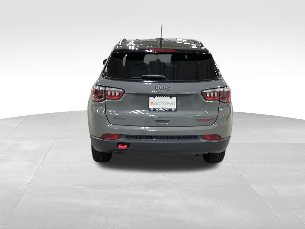 2022 Jeep Compass Trailhawk photo 4