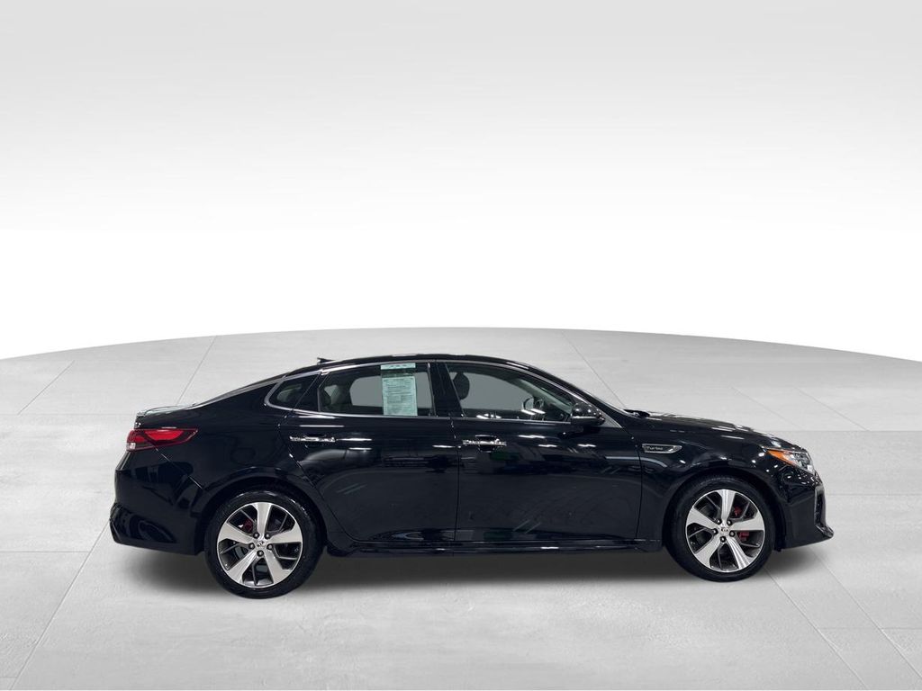 2017 Kia Optima SX photo 2