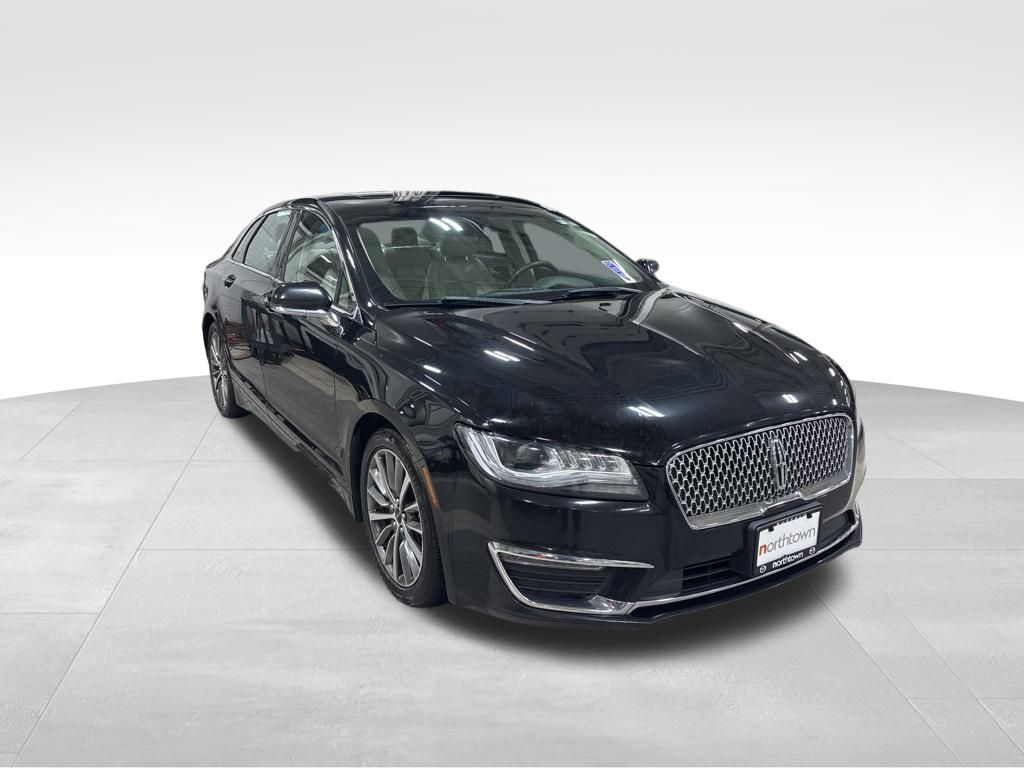 2018 Lincoln MKZ Select photo 2