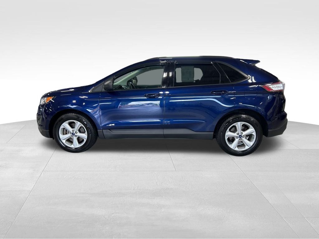 2016 Ford Edge SE photo 2