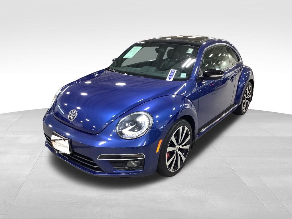 2014 Volkswagen Beetle R-Line photo 3