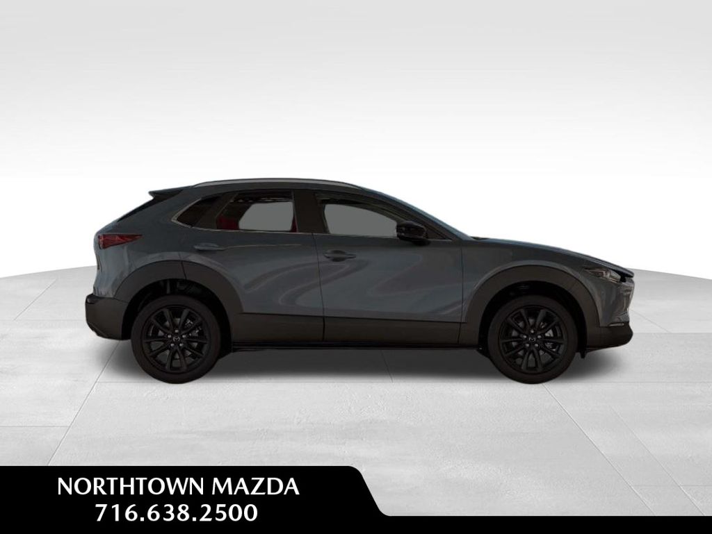 2025 Mazda CX-30 2.5 S Carbon photo 3