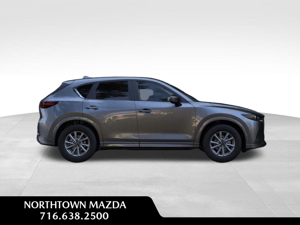2025 Mazda CX-5 2.5 Select photo 3