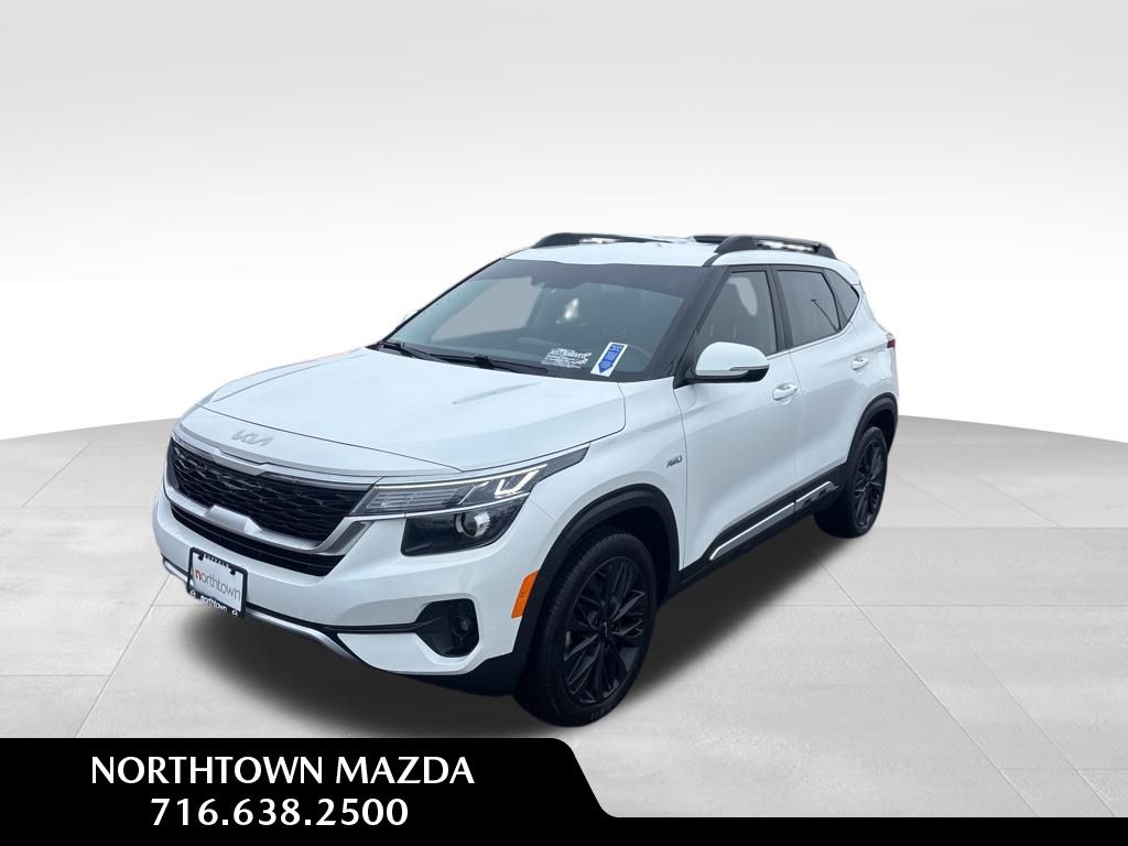 2022 Kia Seltos Nightfall