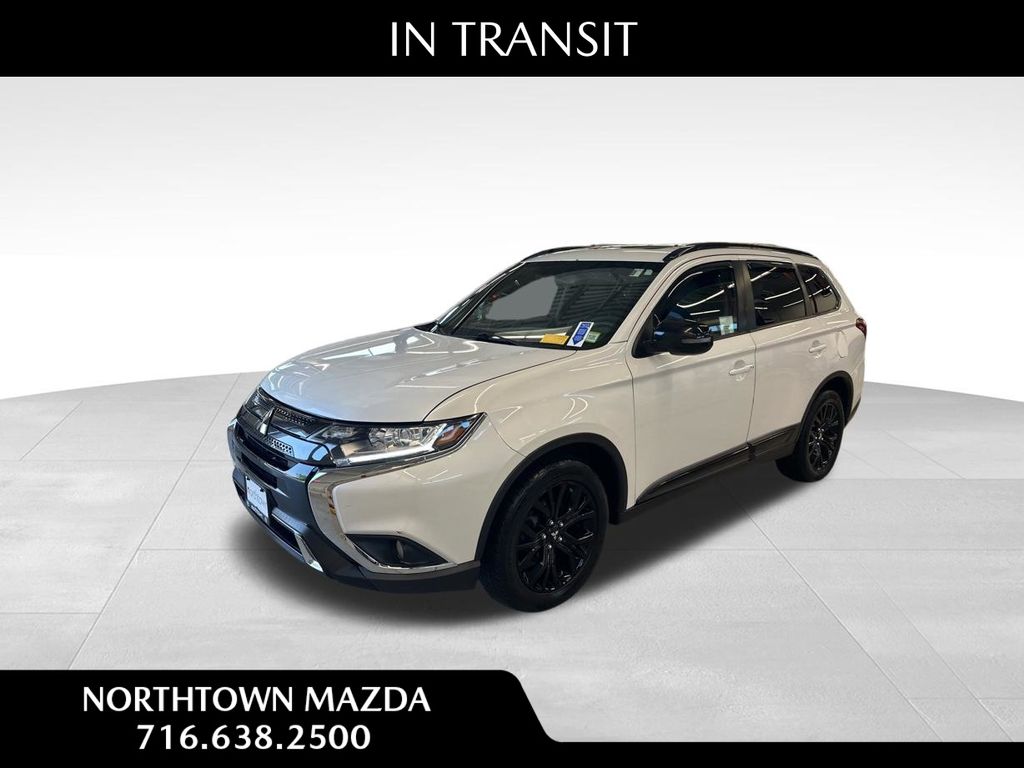 2019 Mitsubishi Outlander LE S-AWC's photo
