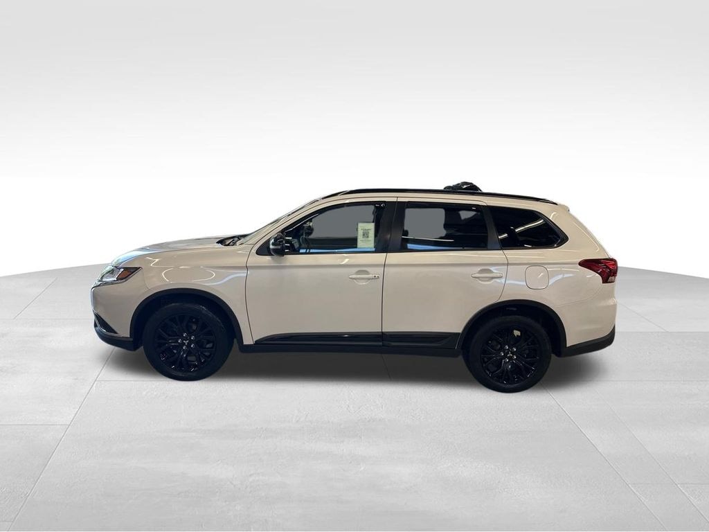 Used 2019 Mitsubishi Outlander LE CUV