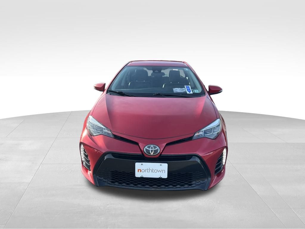 2017 Toyota Corolla L photo 2