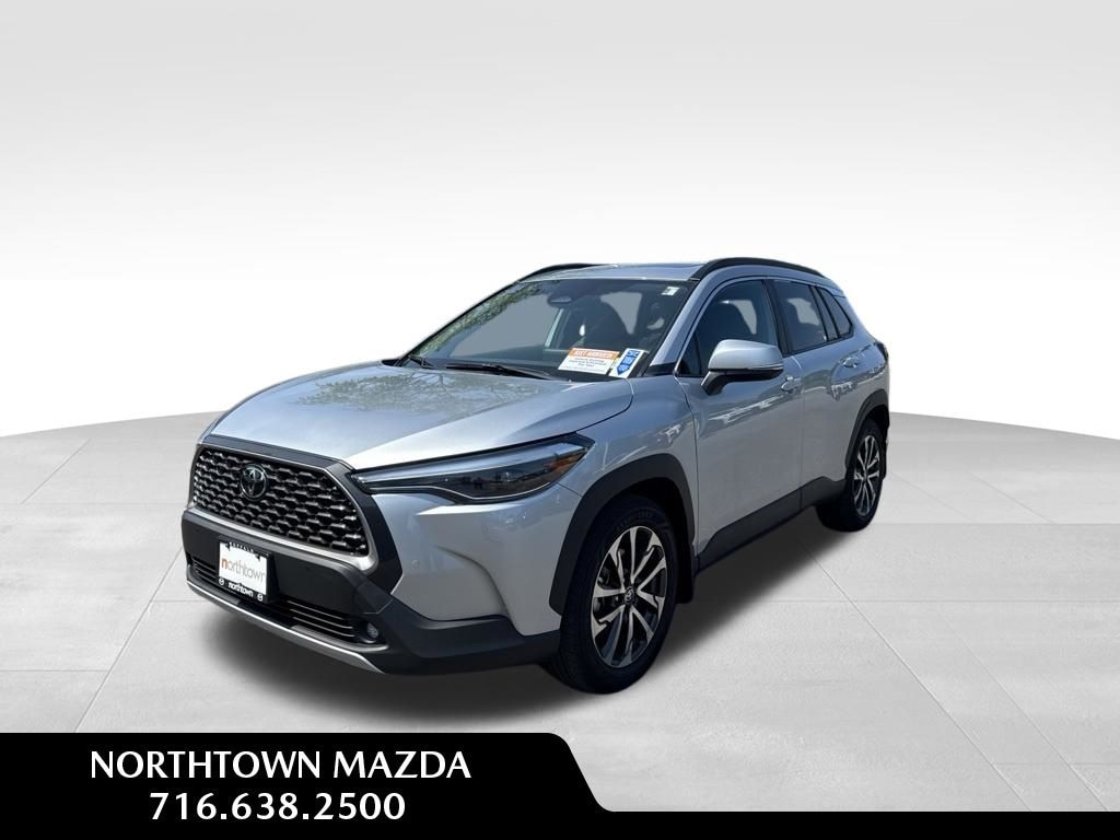 Used 2024 Toyota Corolla Cross XLE SUV