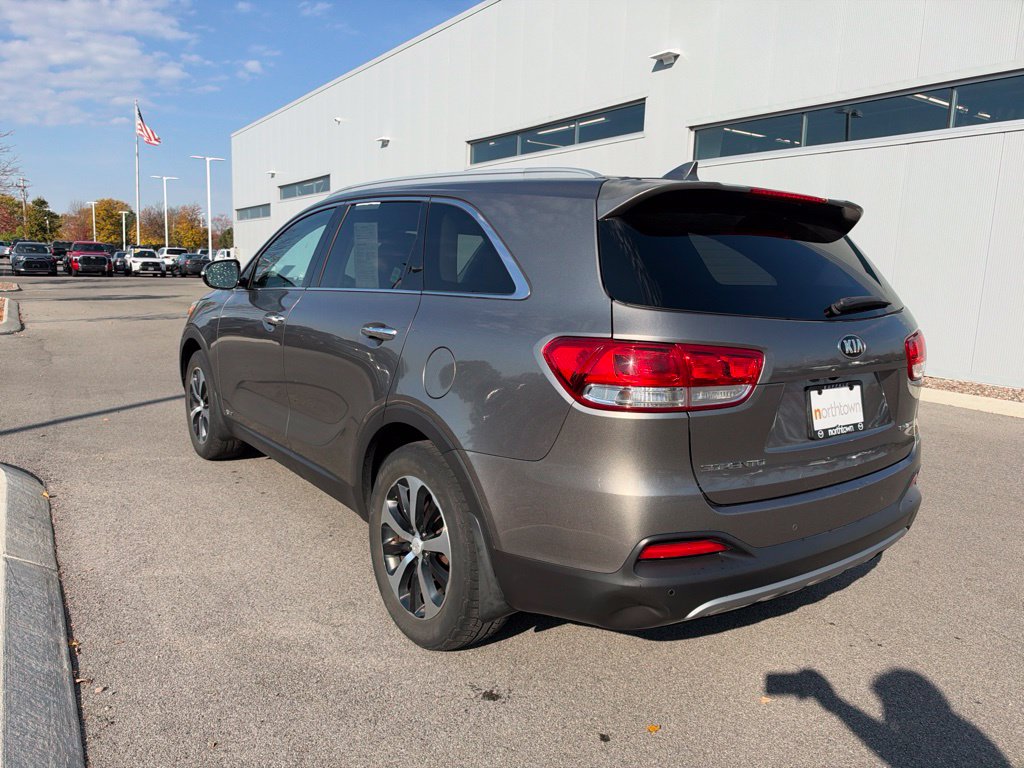 Used 2016 Kia Sorento EX SUV