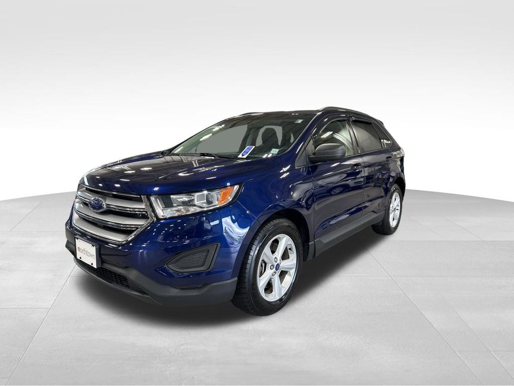 2016 Ford Edge SE photo 3
