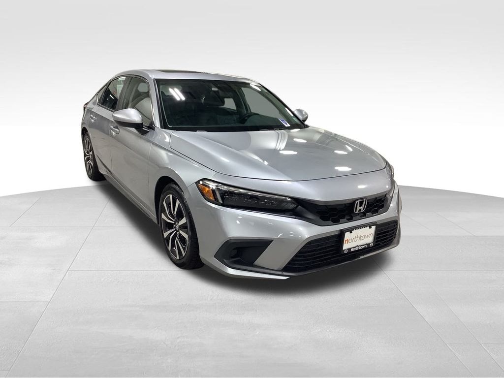 Used 2024 Honda Civic EX-L Hatchback
