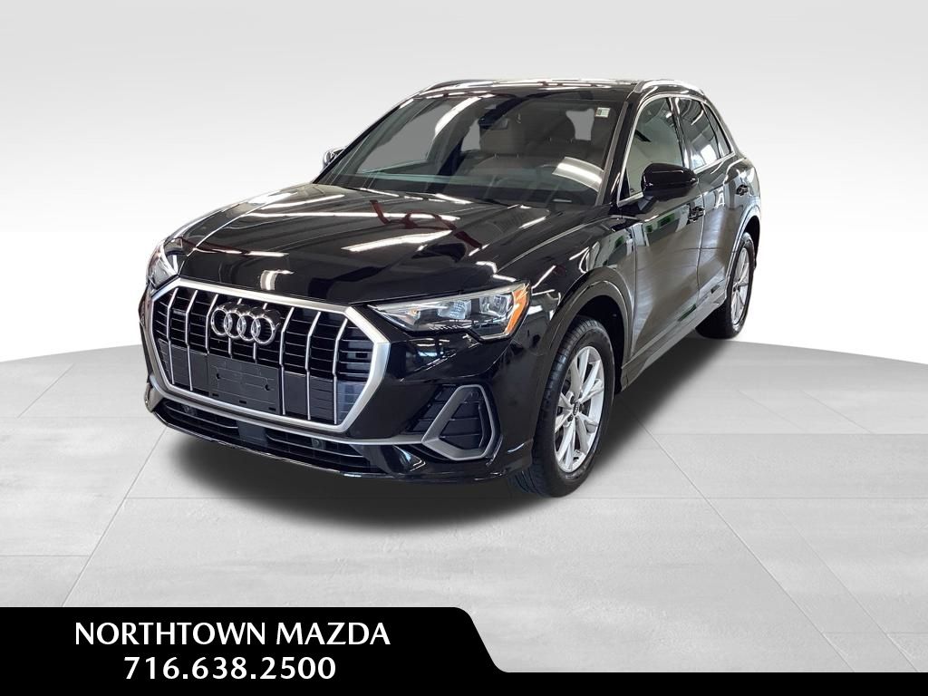 2022 Audi Q3 45 TFSI S Line Premium quattro's photo