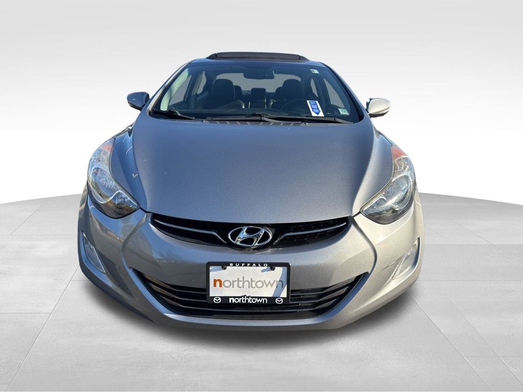 2012 Hyundai Elantra Limited photo 2