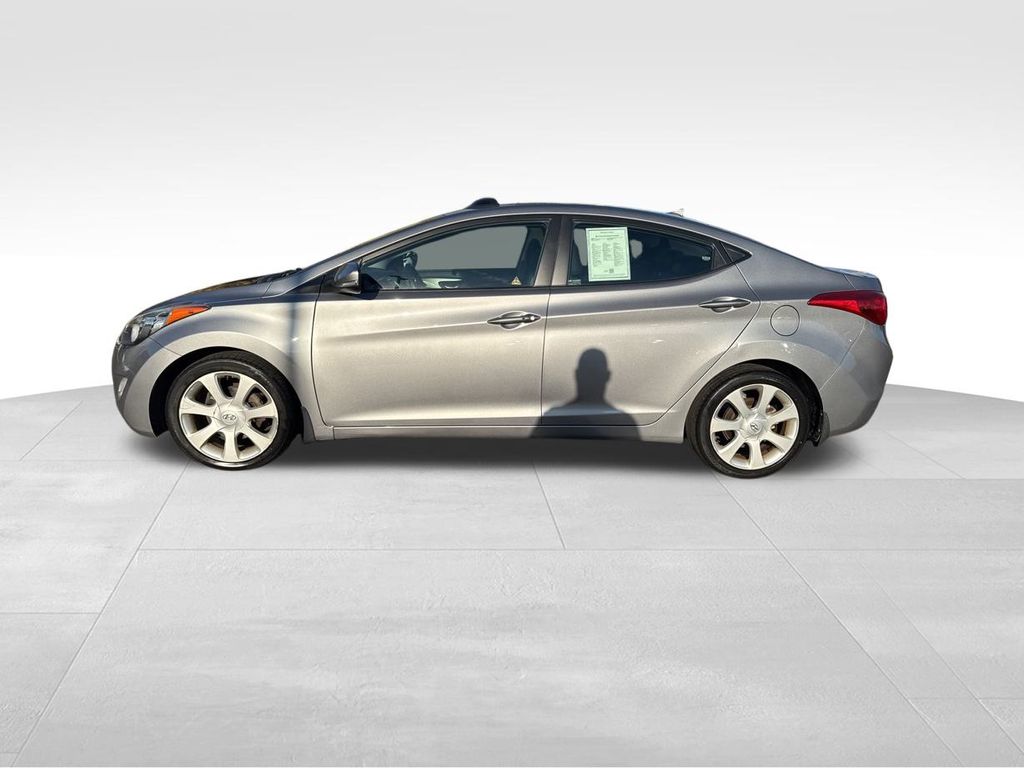 2012 Hyundai Elantra Limited photo 3