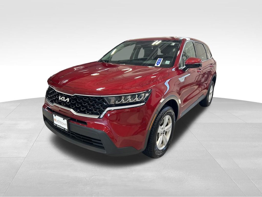 2022 Kia Sorento LX photo 3