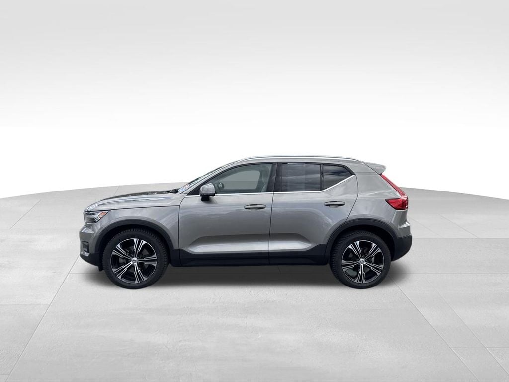 Used 2021 Volvo XC40 T5 Inscription SUV