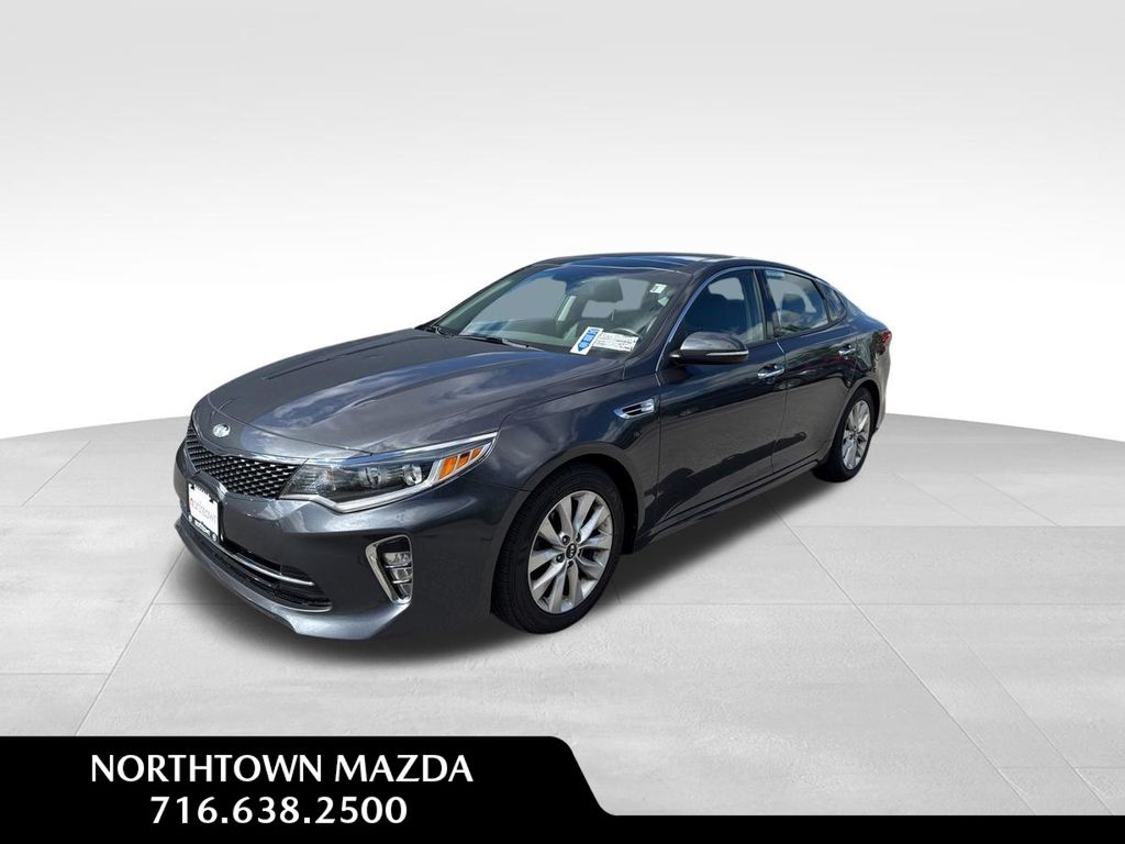 2018 Kia Optima S AT's photo