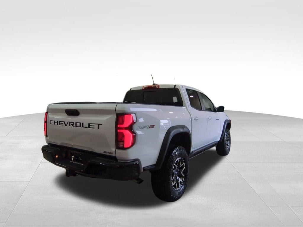 2024 Chevrolet Colorado ZR2 - Photo 24