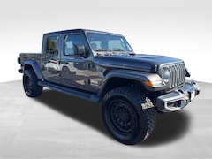2020 Jeep Gladiator Overland Truck Crew Cab