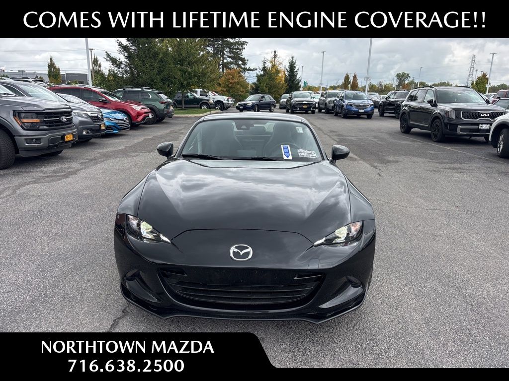 2023 Mazda MX-5 Miata RF Miata photo 2