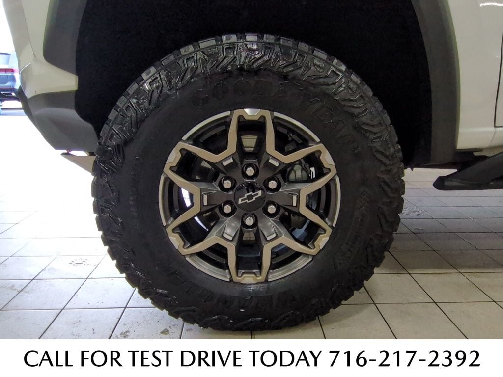 2024 Chevrolet Colorado ZR2 - Photo 20