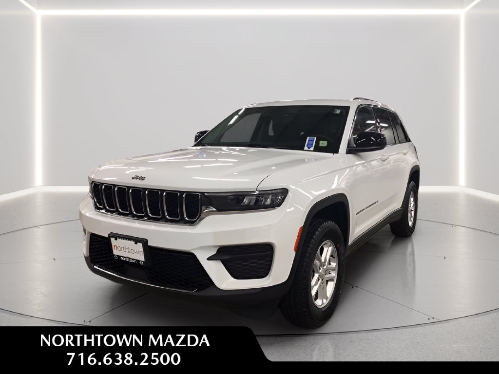 Used 2024 Jeep Grand Cherokee Laredo SUV