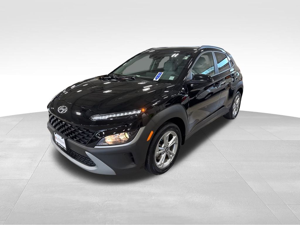 2023 Hyundai Kona SEL photo 3