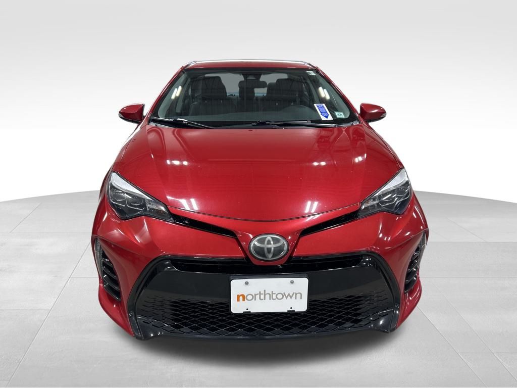 2017 Toyota Corolla L photo 2