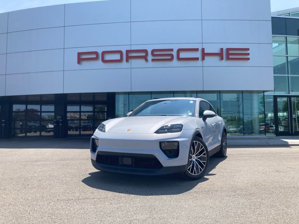 2025 Porsche Macan Electric