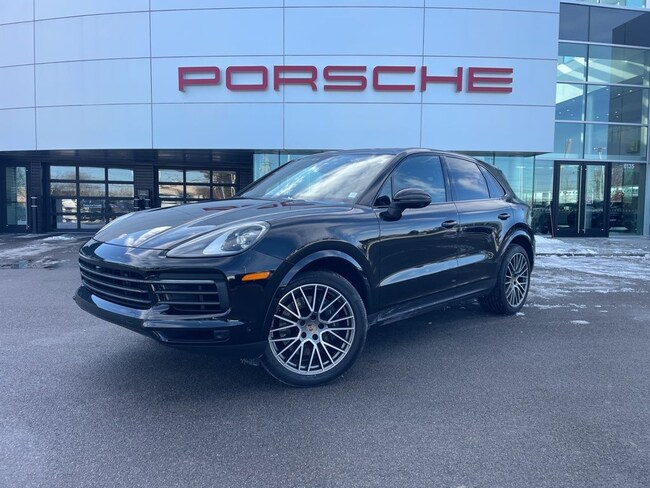 2023 Porsche Cayenne Platinum Edition SUV