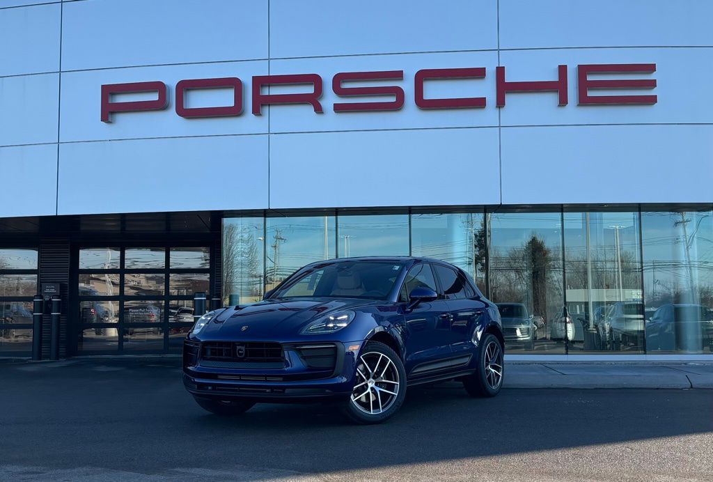 2026 Porsche Macan SUV 