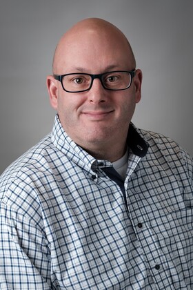 Staff member Michael Breda from ID_441ec4303357