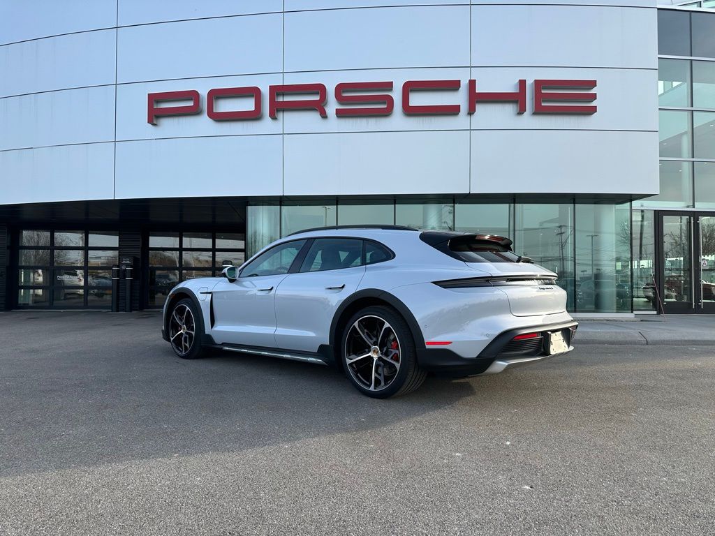 DINER CROSS HERMOSA ハモサ unico NY 2025 Porsche Taycan Cross Turismo 4S for Sale in Buffalo