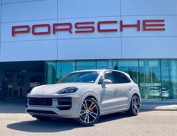 2025 Porsche Cayenne GTS SUV