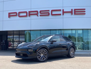 2025 Porsche Macan Electric 4 SUV