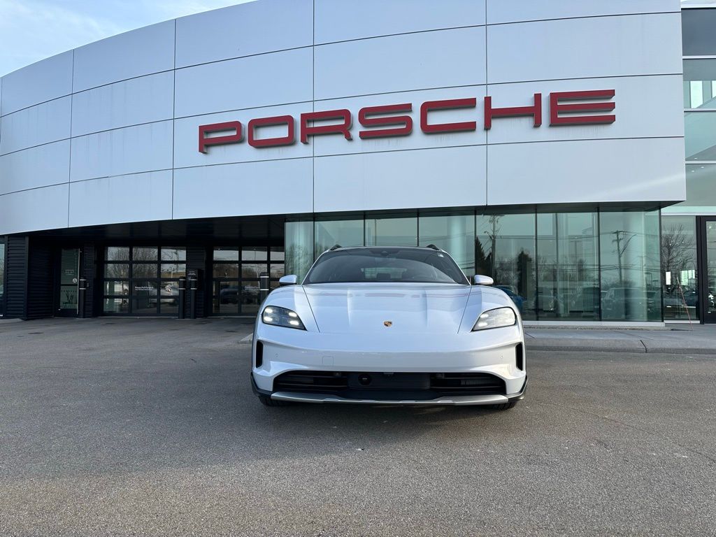 DINER CROSS HERMOSA ハモサ unico NY 2025 Porsche Taycan Cross Turismo 4S for Sale in Buffalo