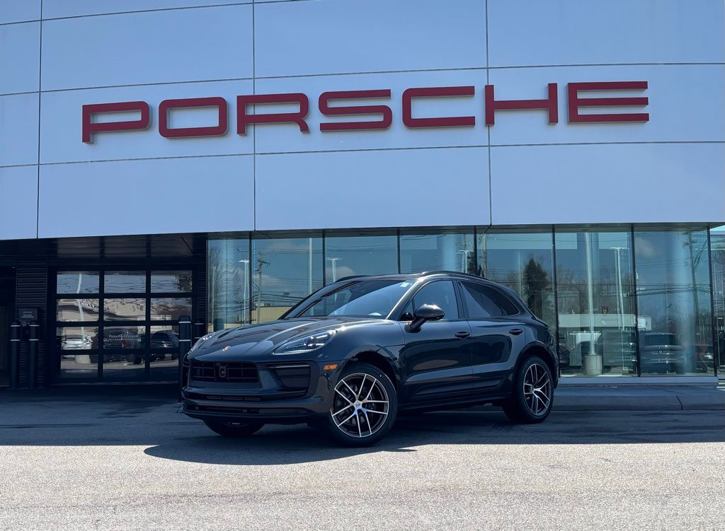 2026 Porsche Macan SUV 